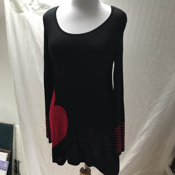 One World Valentines Heart Black Sweater Tunic Top - Picture 1 of 4